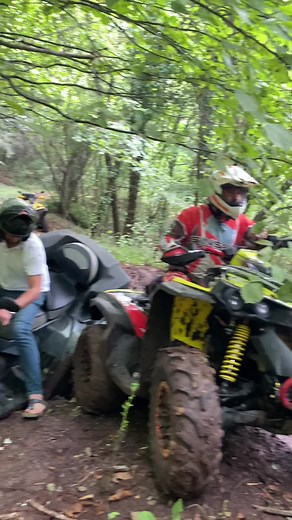 Outlander and renegade in the same stage #canam #outlander #renegade #outlander800 #renegade650 #atv #offroad