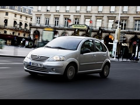 CITROËN C3: comment changer une ampoule de phare.