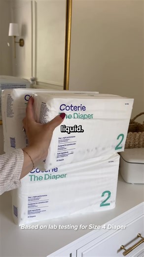 Glamour called us the "best diapers on the market": 💤 "10 hours a night without a leak." – Sherry H. 💧 Wicks away liquid from the skin in seconds 🌟 Thousands of 5 star reviews | Coterie Baby