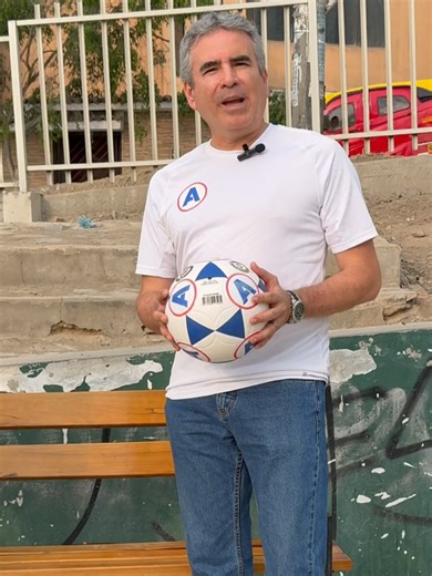 @carlosveladiputadolima2 de la cancha de la salud a la política. Candidato a diputado con el N° 2.#limaperu🇵🇪 #futbolperuano🇵🇪 #noticiastiktok #limaperu🇵🇪