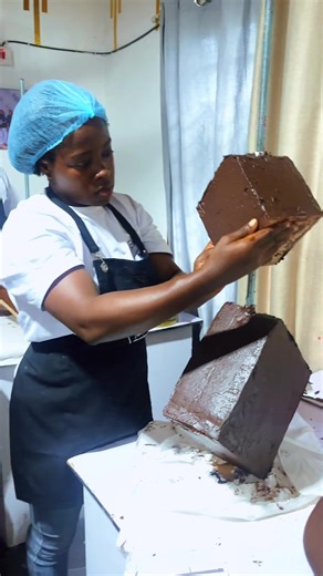 Mastering Ganache Stability for Perfect Cakes