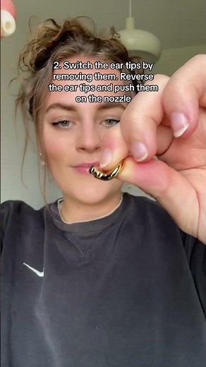 How to insert your Loop Earplugs