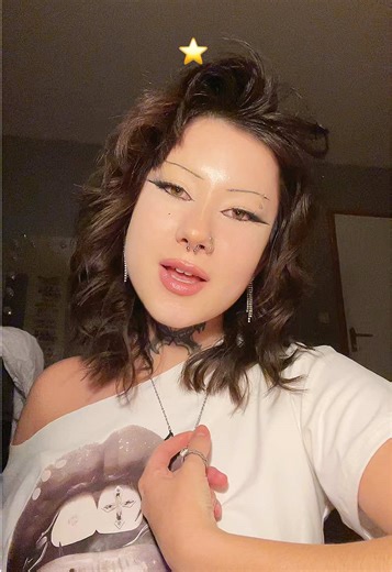 Vidéos de océane (@__thebutterflyeffect) avec Bruxelles (Live) - Boulevard des Airs