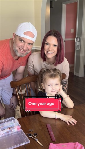 It’s been exactly one year since Cam asked to cut the rest of her hair off. She was only 3 years-old, and I struggled with letting her make such a big decision. Through her journey with cancer we quickly learned there are so many things out of their control, and that alone is scary. So letting Cam take control of one thing, her hair, became important to us too. Cam is now days away from turning 5, and will ring the bell at the end of her treatment in 9 months 💚 #childhoodcancer #cancer #bravery