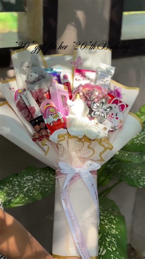 Birthday bouquet 🤍 dm for orders instagram - i_candy.craft_ #love #bouquet #birthday