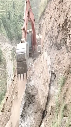 12M views · 84K reactions | Road construction | Roshni Kumari | Facebook