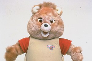 Teddy Ruxpin Live-Action Movie Celebrating '80s Toy Phenomenon Is in Development at Amazon MGM Studios