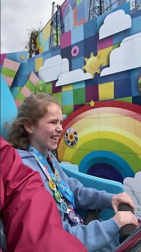 UNIKITTY's DISCO DROP - The Movie Land - Legoland Billund ride