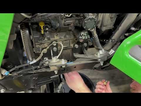 John Deere X750 / X754 / X758 Engine Oil Change - Home Maintenance Kit Part 1