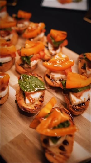 Upgrade your event with healthy catering services from Toastique!朗 Fresh gourmet toasts, smoothie bowls, and catering delivery for meetings, parties & and other events! ✨ | VS Hospitality | Facebook