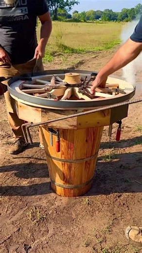 1.1M views · 5.8K reactions | Making wagon wheels. #weels #handmade | Meow's Palm | Facebook