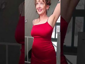 Rubi Ri 💋 Natural Older Women Over 50 Mature Model 🍑 Bio & Fashion Tips