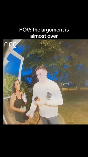 3.4M views · 10K reactions | The love bar going from磌toin just a few easy steps 藍﫶 #couples #husbandwife #couple #marriage #relationships #pov #marriedlife #relatable #love #noahandlori | NoahandLori | Facebook