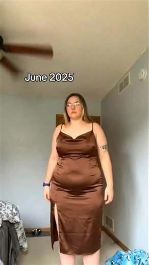 Weight Loss & Transformations on Instagram: "This time, I tried on a dress different from last time. If you want to follow the plan I tried – it was a great experience. Just click the link in my bio @howtotransform Send me a message with “READY” and I’ll share more with you."