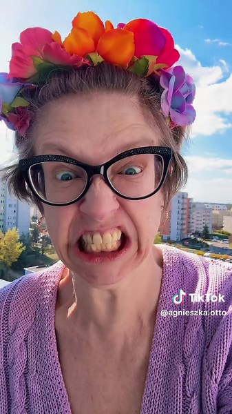 @cysiaa_005 #śmmiechzwarczeniemikwiczeniem #śmiejmysięnazdrowie #doceńmójczasipostawkawkę😁☕️