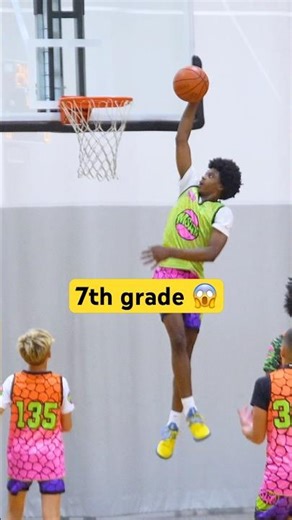 DUNKING in 7th GRADE?