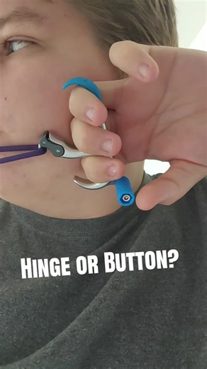 would you take the hinge or the Button? #ArcheryLife #bowhunting #targetarchery #doarchery