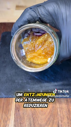 Hausmittel aus Zwiebel, Knoblauch und Honig für die Gesundheit