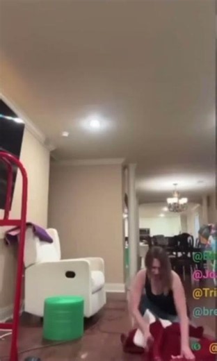Gypsy Rose Blanchard sends Ken Urker a video of her shredding a blanket