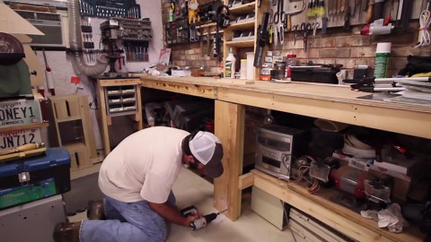 Installing a Leg Vise on a Workbench - 253