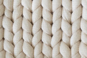 Knit Stitch: How To Knit Illustrated