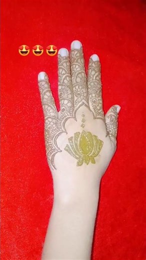 Kamal wala mehandi design