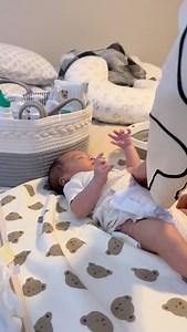 620K views · 14K reactions | Our little routine before the world goes quiet. #fyp #newbornbaby #lifewithnewborn #bedtimeroutine #momlife | Mami Weng & Family | Facebook