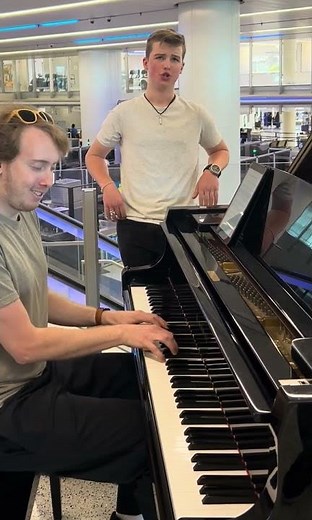 Brian Clemens & Young Sheldon’s Iain Armitage Perform S'Wonderful Live at LAX