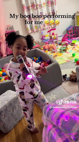 4-Year-Old Diva Dancing and Singing Performance