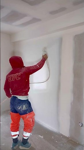 🎨 Je vous montre comment peindre les murs correctement au pistolet. 🚀#travaux #renovation #diy