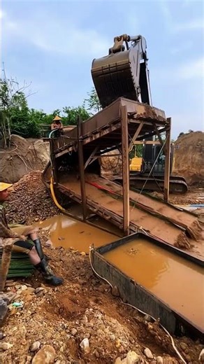 Gold sand vibrating screen