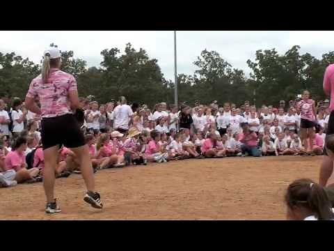 Jennie Finch Pitching Demo