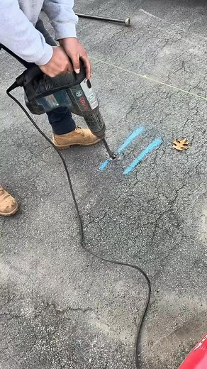 Breaking pavement #fence #fblifestyle | Angel F