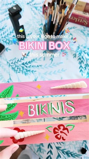 your summer reminder to make a bikini box! 👙📦