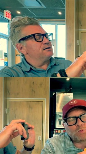 This Is How McDonald's Burgers Should Actually Be Eaten #foodhack #mcdonalds #burger