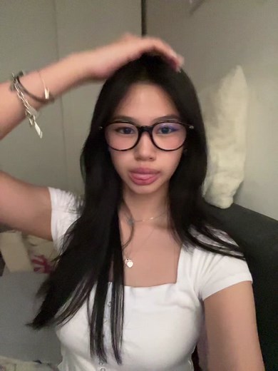 mikaela (@vaceline22)’s videos with som original - asyam