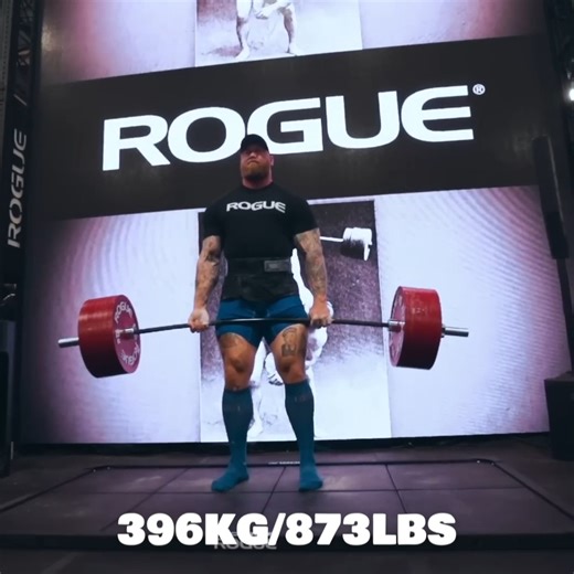 Hafthor Bjornsson vs Dan Bell - Max deadlift!! | Hafþór Júlíus Björnsson - The Mountain