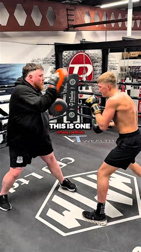 This is one of the best training methods that you can do. Comment the word “Method1” below and I will send you a direct message RIGHT NOW with this full video about the Best & Worst Boxing Training Methods You’ll learn which drills actually improve your boxing skills and techniques, and which ones might cause bad habits. This is just a small clip from a 23 minute in-depth video that I have created that will give help you. Comment the word “Method1” (don’t forget the 1) below, and I will send the