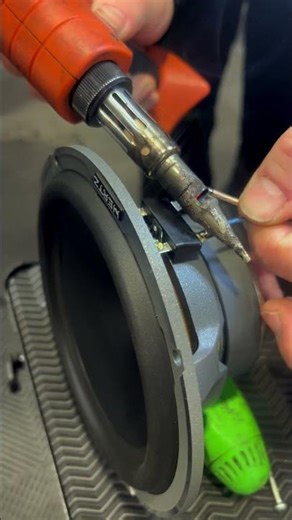 Audi 2016 A1 - Amp + Speakers