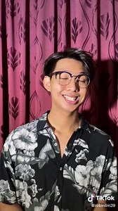 Humorous Reactions to Awkward Eye Contact