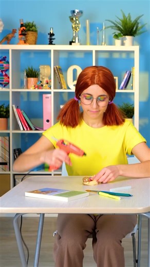 1.5K views | 3D PEN VS. GLUE GUN || Cool Crafts You Should Try | ５分でできる DIY | Facebook