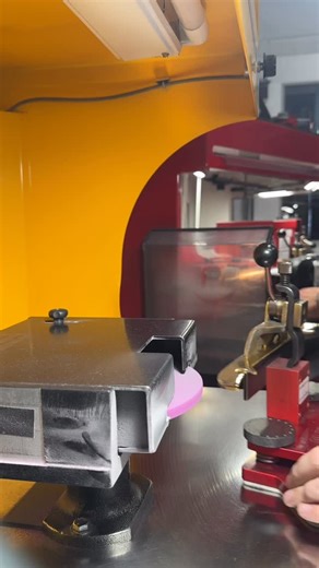 Dreamy🔥 #bsharpottawa #skatesharpening #bladetechhockey #hockey #gold #expertsknow | b-sharp