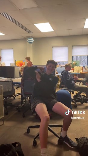 PortHub (@porthub_)’s videos with original sound - andrew.oc