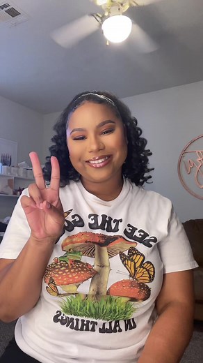 Drawstring ponytails are my favorite quick and easy go to styles! Freetress Drawstring Ponytail- Natural Girl (Med Rod) #drawstringponytail #freetress #protectivestyles #blackgirltiktok #fyp