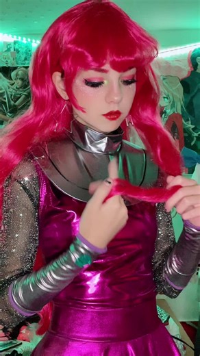 Reunion with Dad - Starfire Cosplay Teaser