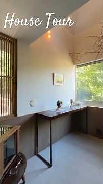 A Small Home with a Gallery-Like First Floor | HouseTour #SmallHouse #LivingWithCats #HomeDesign