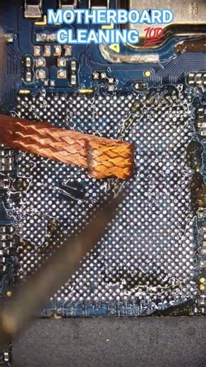 MOTHERBOARD CLEANING 👍#viralvideo #trendingshorts #motivation #shorts