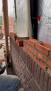 Using the Fitzbrick from @brickworktools powerfull clamp De Fitzbrick draadklem #wireclamp #bricklaying #tools #masonry #construction #builder #bouwen #aannemer #contractor #buildersofinsta #metselaar #innovation #bricklayers | Dutchbricklayers