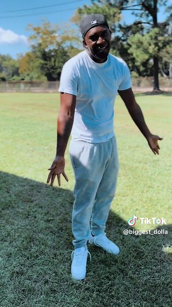 FROM HOOD TO HUXTABLE REAL QUICC 😂😘💙