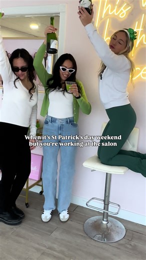 Turned the salon into a st Patrick’s day party 🍾🍀🍹 Busy season means we’re working all weekend to keep our girls looking perfect 👌🏼 📍 The Beauty Castle Chicago (TBC) #stpatricksday #lashartist #salon #smallbusinessowner #fyp